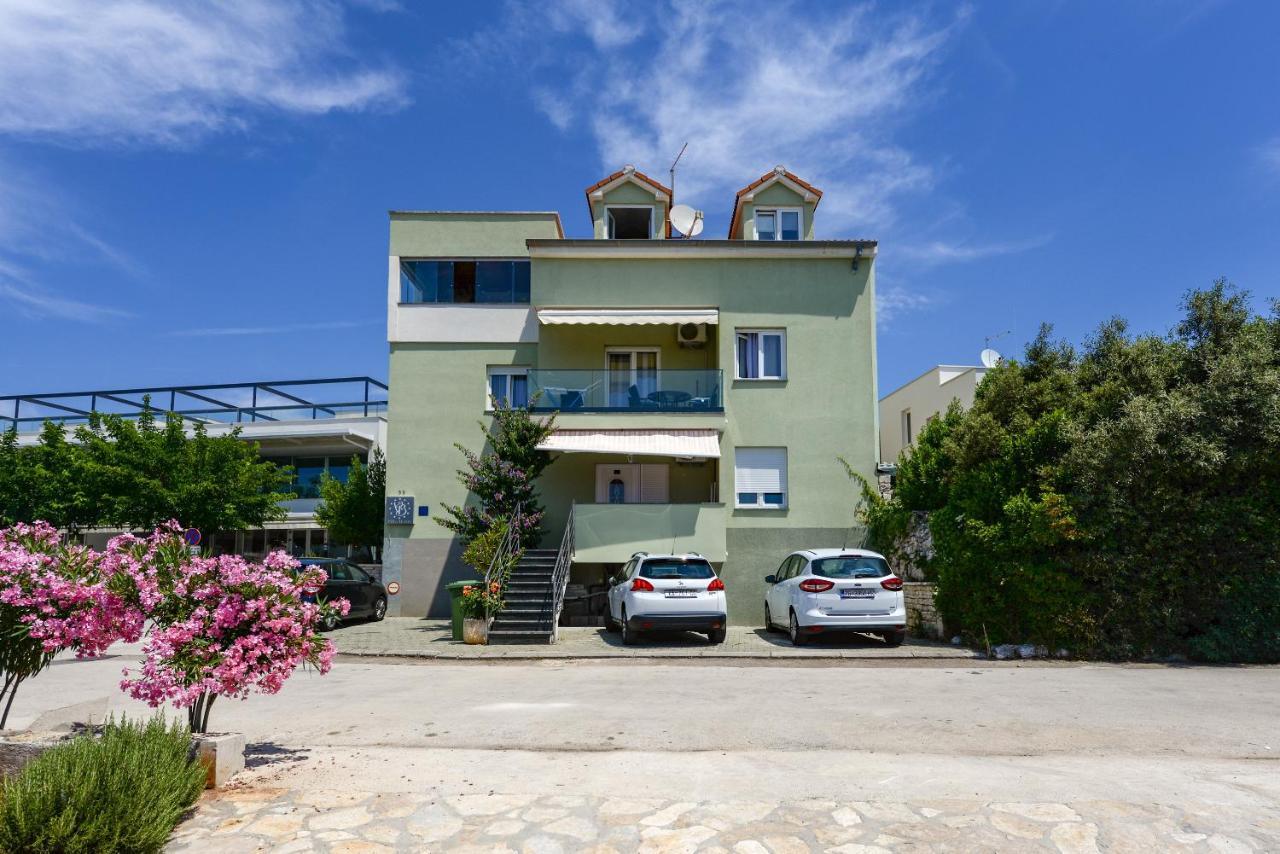 Olive Maris Apartment Petrcane Ngoại thất bức ảnh