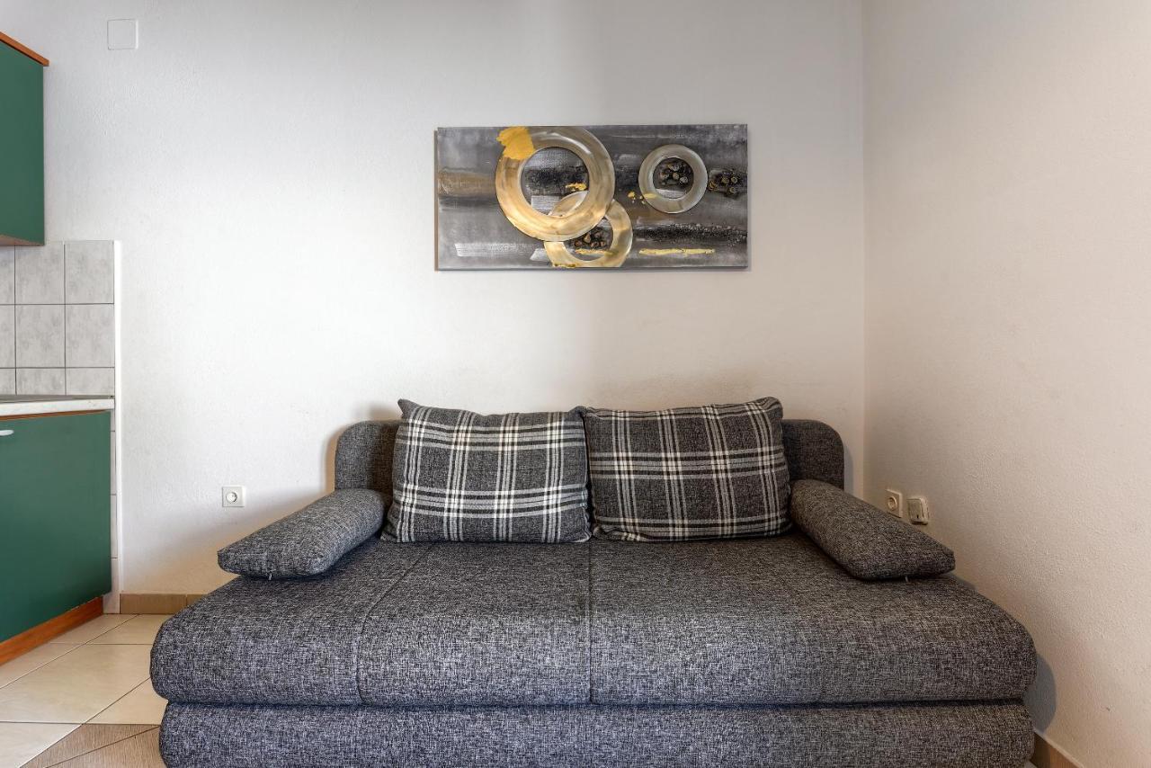 Olive Maris Apartment Petrcane Ngoại thất bức ảnh