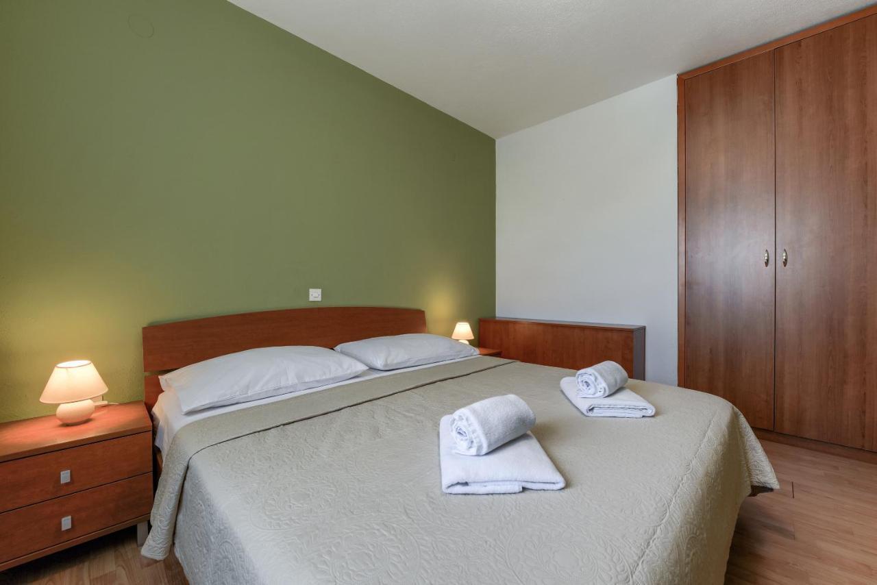 Olive Maris Apartment Petrcane Ngoại thất bức ảnh