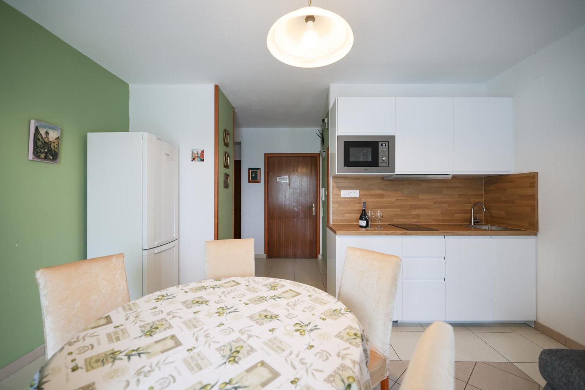 Olive Maris Apartment Petrcane Ngoại thất bức ảnh